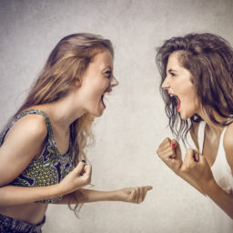 Adolescentes Agressivos – Como Lidar Com Eles?